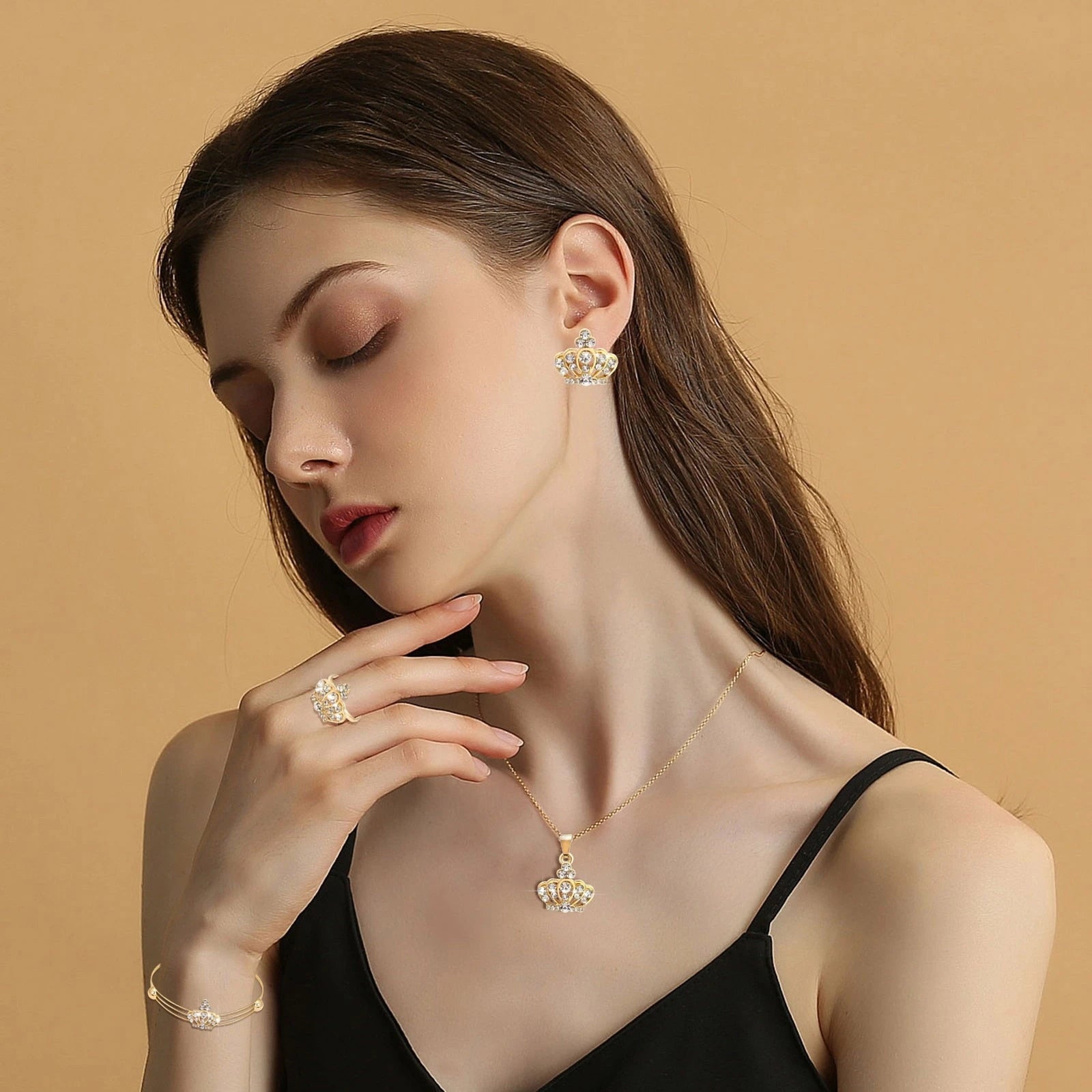 ¡EN TENDENCIA! SET ALTEZA REAL MKT C