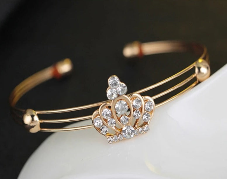 ¡EN TENDENCIA! SET ALTEZA REAL MKT C