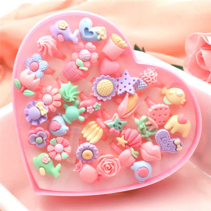 💥EDICIÓN LIMITDA❗ 36 ANILLOS EMPAQUE DE CORAZON LOVE❤️
