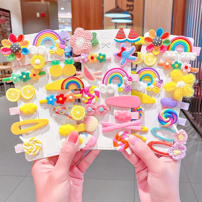 ADICIONA 42 PINZAS DE CARICATURAS